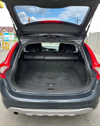 Volvo V60 cena 32500 przebieg: 248000, rok produkcji 2011 z Rypin małe 277